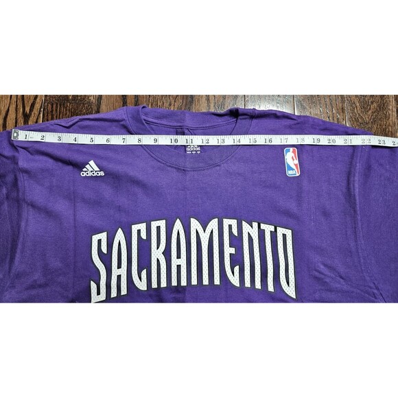 VINTAGE ARTEST SACRAMENTO KINGS NBA BASKETBALL T-SHIRT Size L - Picture 6 of 8